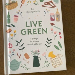 Live Green Book by - Jen Chillingsworth